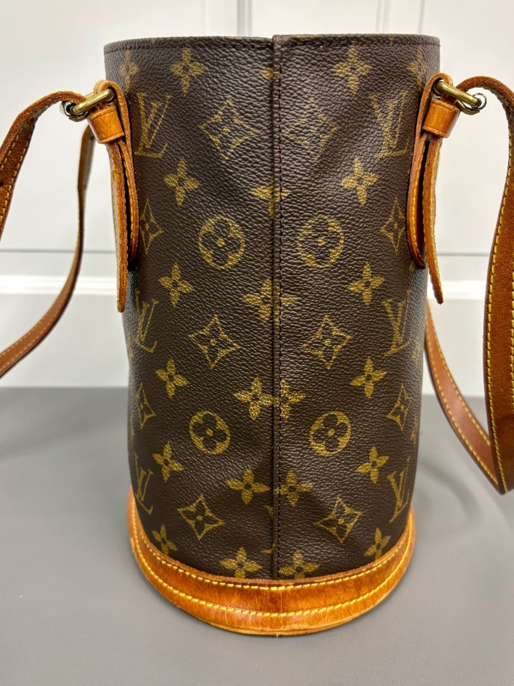 Louis Vuitton Bucket Bag PM Monogram Canvas New Lining - Picture 3 of 11
